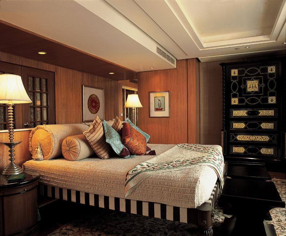 The Oberoi Amarvilas Agra Номер фото